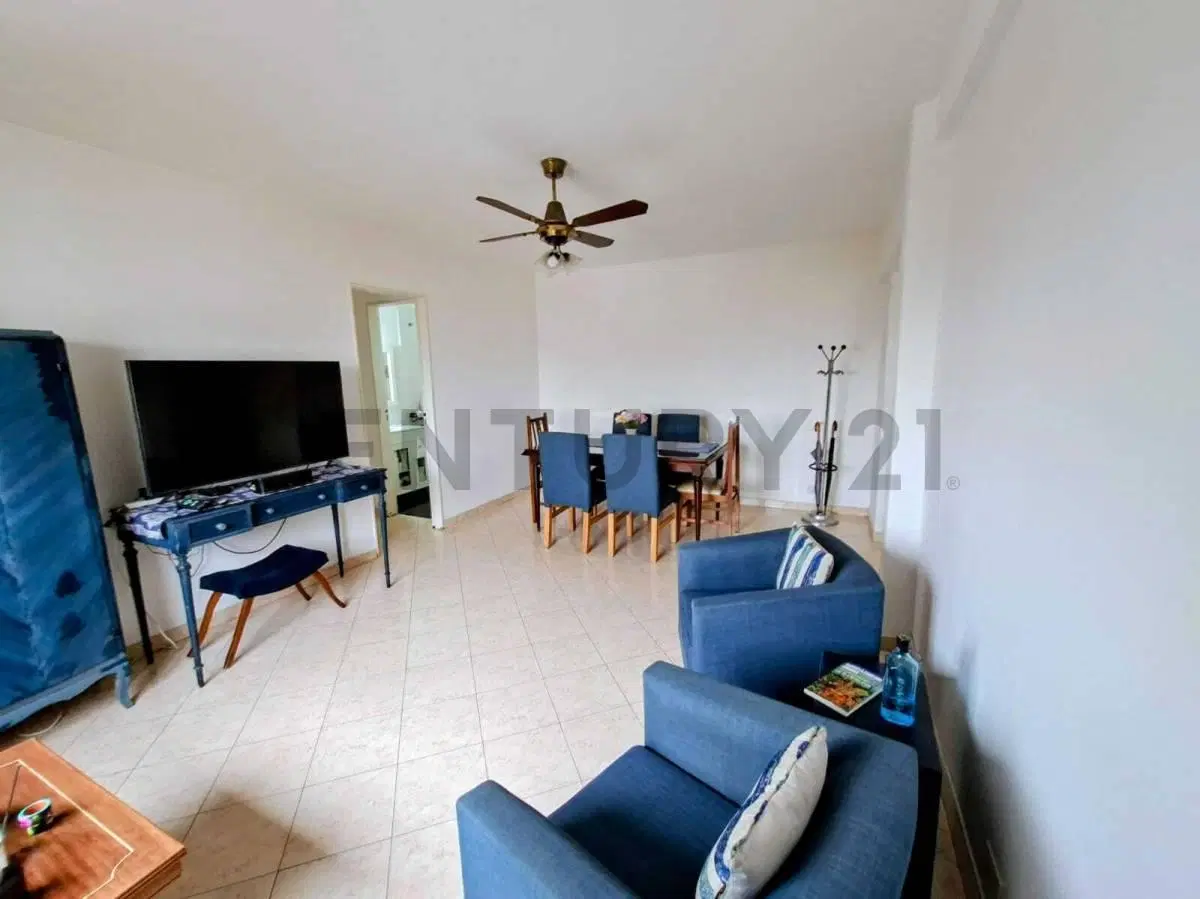 Excelente departamento 4 ambientes en Flores Norte 3