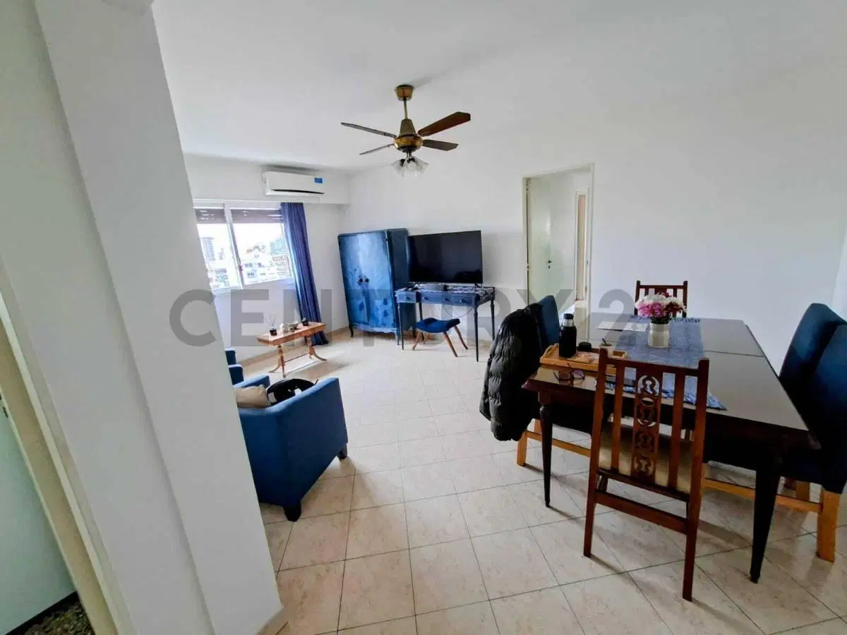 Excelente departamento 4 ambientes en Flores Norte 2