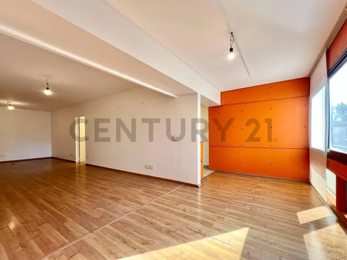 Departamento 3 ambientes + escritorio c/ cochera, baulera y seg. 24 hs. Palermo 3