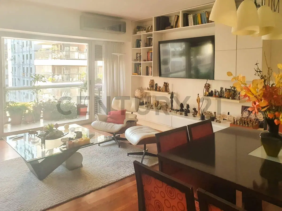VENTA DEPARTAMENTO 4 AMBIENTES CON DEPENDENCIA Y COCHERA/BOULEVARD OLLEROS 4