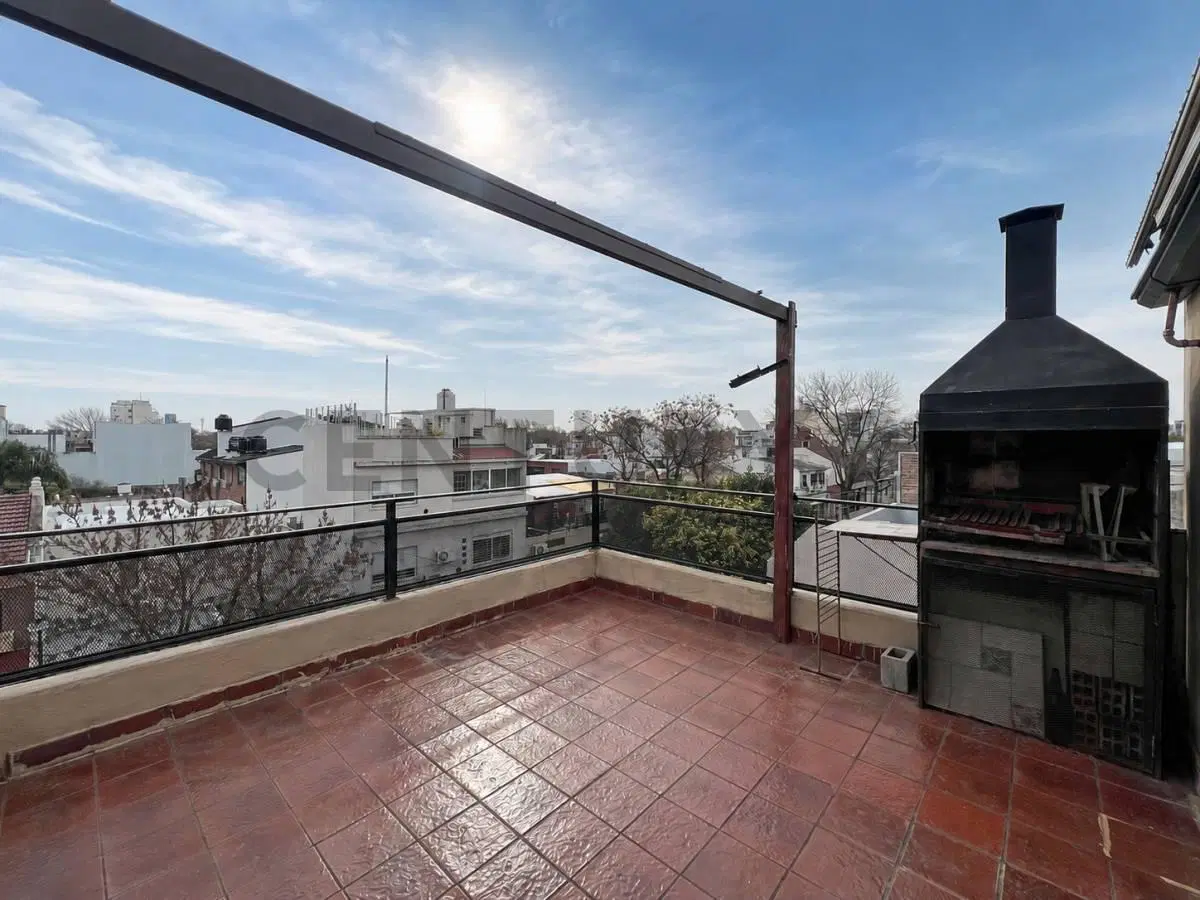 PH Triplex 4 ambientes reciclado c/ terraza, parrilla, sin expensas 4