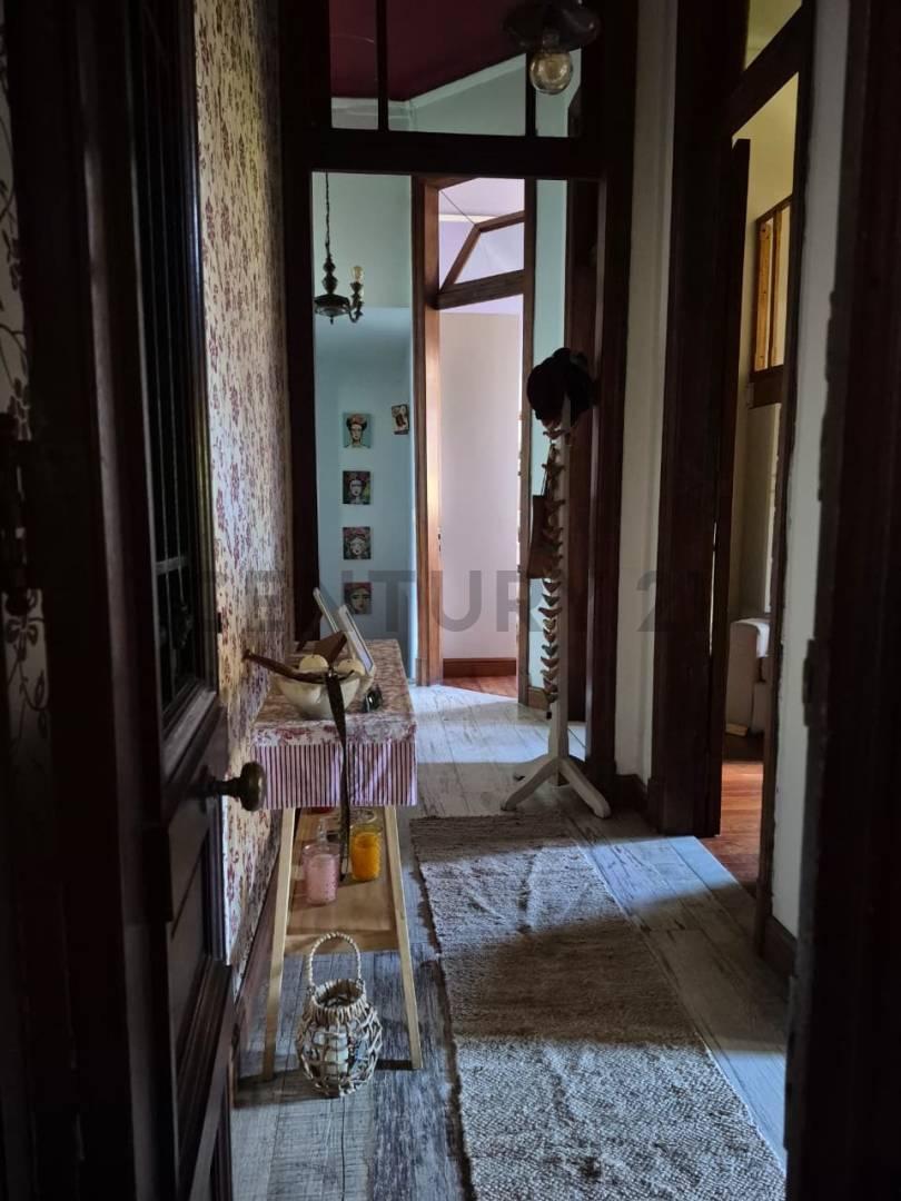 Foto de VENTA DEPARTAMENTO 4 AMBIENTES EN PB-EDIFICIO DE ESTILO AFRANCESADO, imagen 4