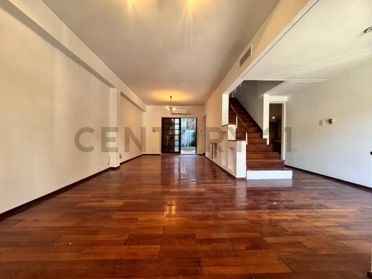 Foto de Venta Casa 5 ambientes c/Playroom, Parrilla , entrada para auto, imagen 1