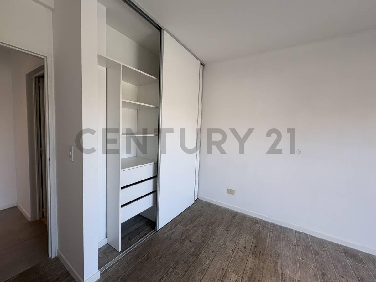 Foto de ALQUILER DEPARTAMENTO DE 2 AMBIENTES CON COCHERA, imagen 4