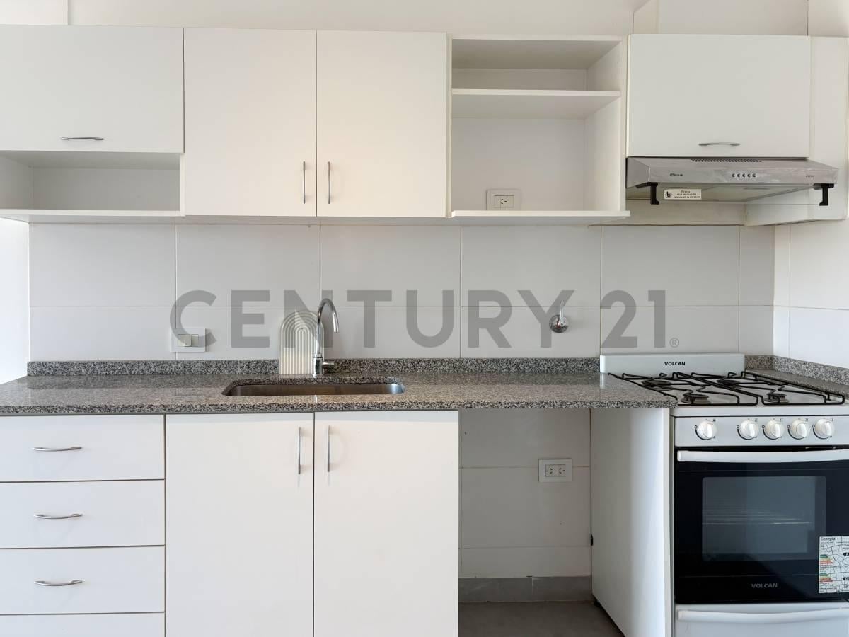 Foto de ALQUILER DEPARTAMENTO DE 2 AMBIENTES CON COCHERA, imagen 1
