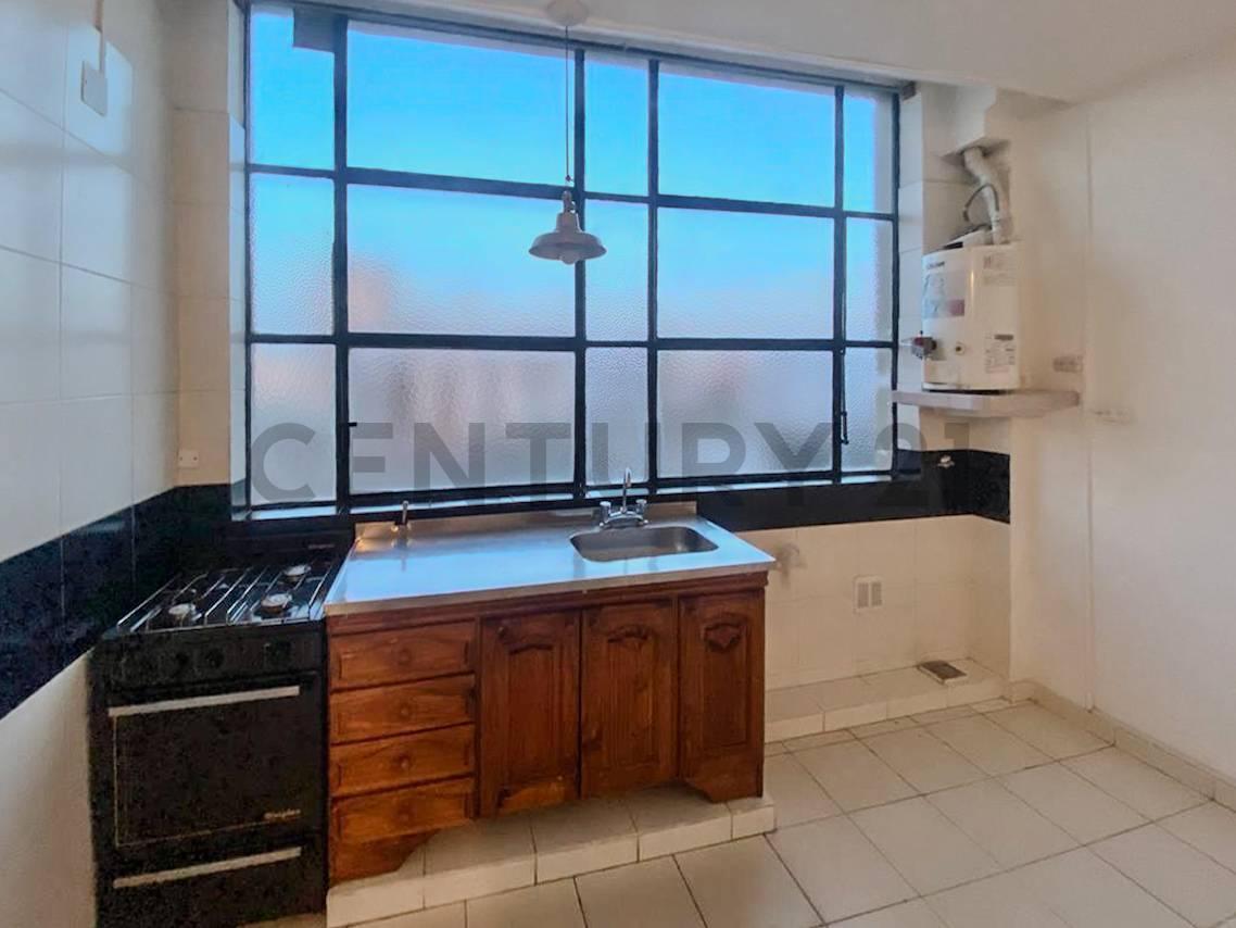 Foto de Venta Monoambiente luminoso y reciclado en Velez Sarfield, CABA, imagen 2