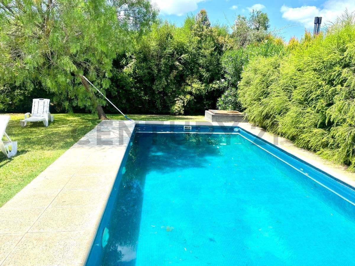 Foto de IMPECABLE CASA EN VENTA LOTE INTERNO, imagen 3