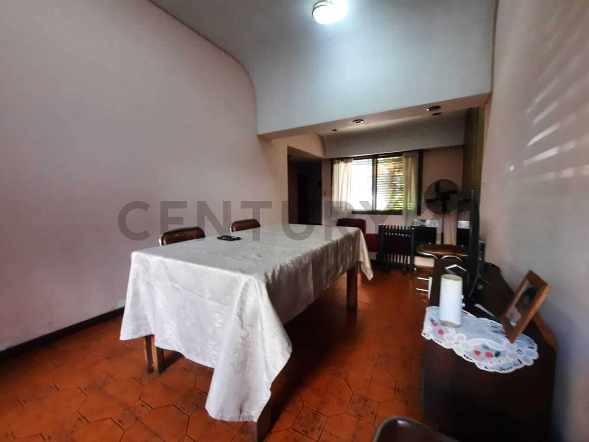 Foto de Casa 2 Plantas 4 Ambientes con Terraza y Patio + Gran Deposito Galpón, imagen 5