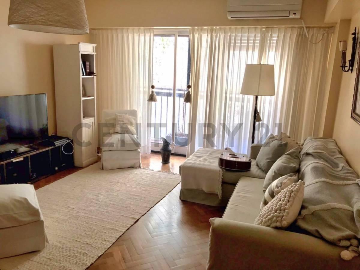 Foto de VENTA DEPARTAMENTO EN EXCELENTE ESTADO, 4 ambientes con Dependencia y, imagen 3