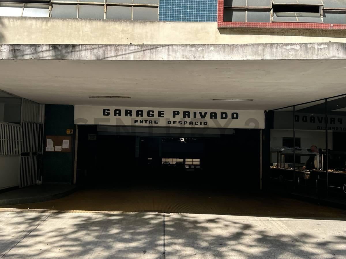 Foto de COCHERA EN VENTA A MEDIA CUADRA DE AV. SANTA FE, RECOLETA, imagen 5