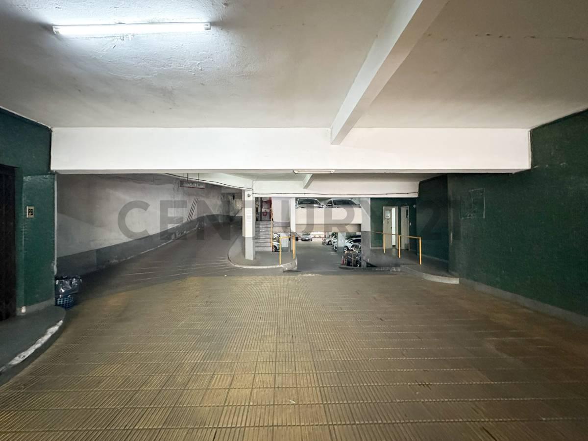 Foto de TRES COCHERAS EN VENTA A MEDIA CUADRA DE AV. SANTA FE, RECOLETA, imagen 4