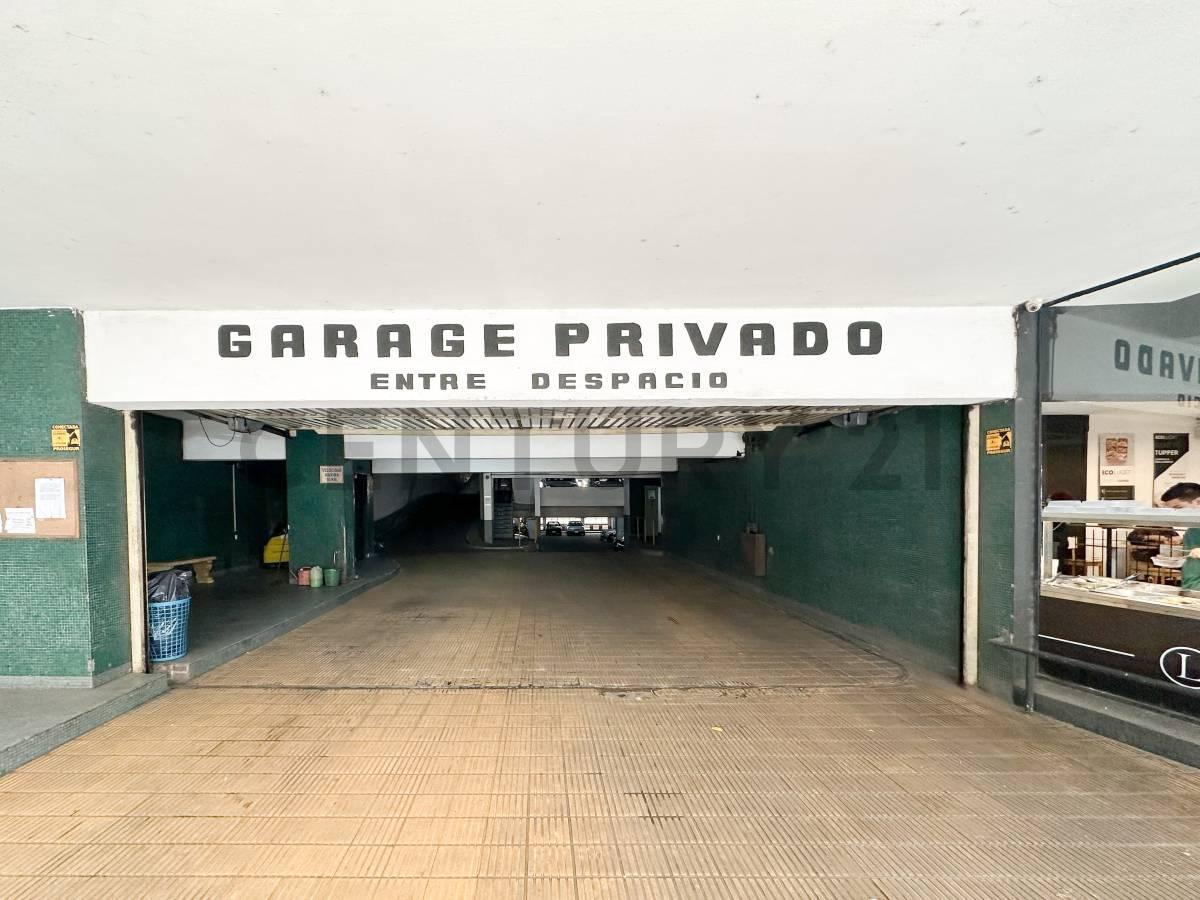 Foto de TRES COCHERAS EN VENTA A MEDIA CUADRA DE AV. SANTA FE, RECOLETA, imagen 1