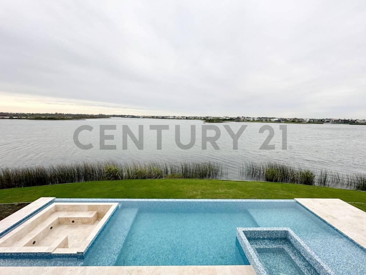Foto de VENTA CASA EN MARINAS AL LAGO , ESPECTACULAR, imagen 1