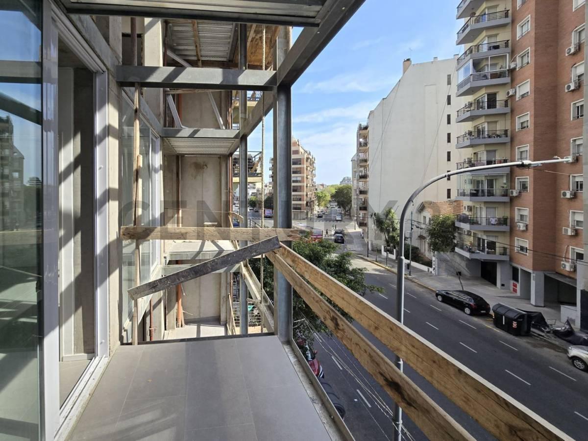 Foto de Departamento 2 Ambientes en Venta en Coghlan, imagen 1