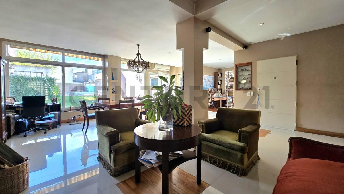 Foto de VENTA CASA 6 AMBIENTES CON GRAN PARQUE EN VILLA BALLESTER, imagen 1