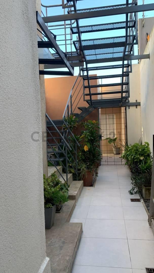 Foto de VENTA PH 2 AMBIENTES EN DUPLEX, imagen 3