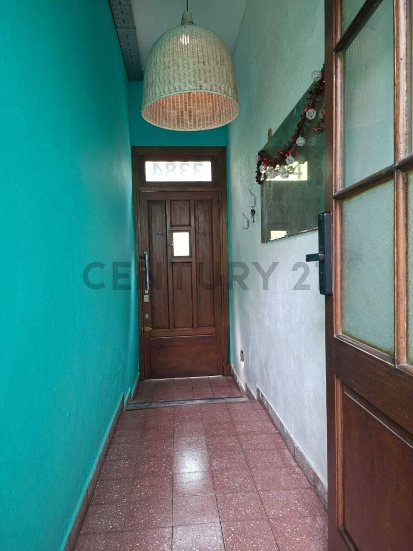 Foto de Alquiler de hermosa Casa de 5 ambientes en Saavedra tanto uso comercial, imagen 5