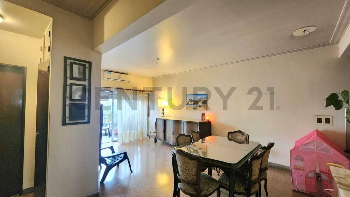 Foto de VENTA PISO DE 4AMB. EN FLORESTA, imagen 2