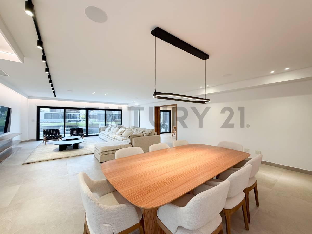 Foto de VENTA CASA A ESTRENAR , ORIENTACION NORTE EN EL YACHT., imagen 4