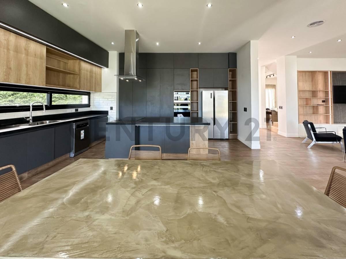 Foto de CASA EN VENTA EL YACHT 7 AMB AL RIO, imagen 2