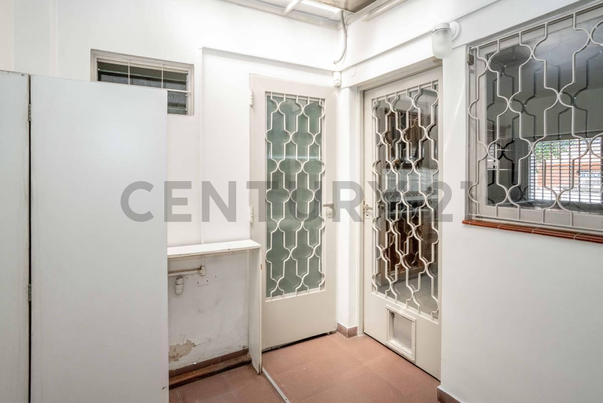 Foto de PH Sin expensas, cochera y gran terraza, imagen 5