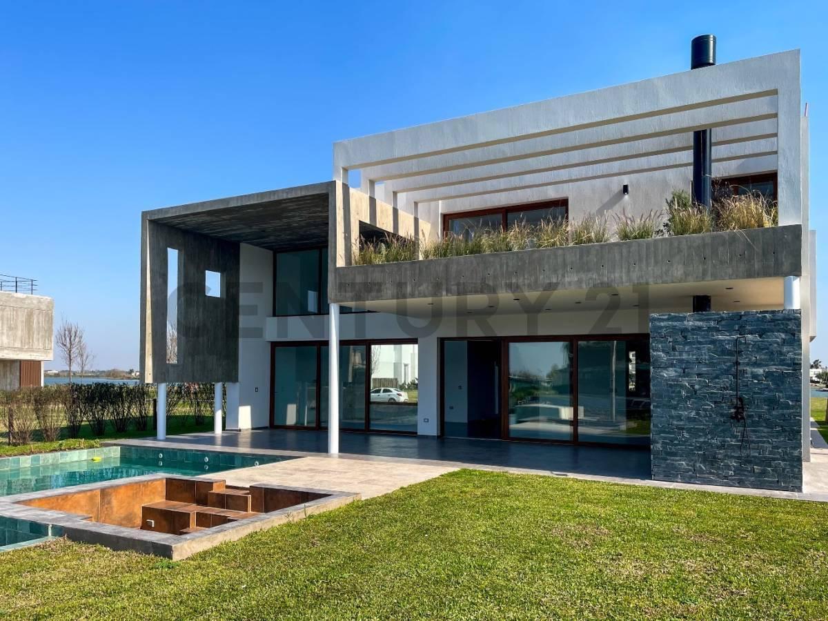 Foto de VIRAZON NORDELTA Casa al agua en venta acepta propiedades en parte de, imagen 1