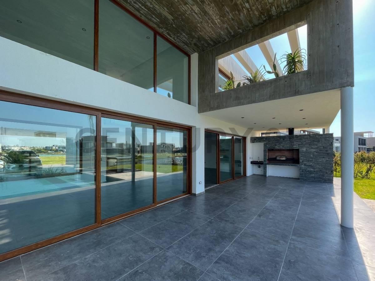 Foto de VIRAZON NORDELTA Casa al agua en venta acepta propiedades en parte de, imagen 3