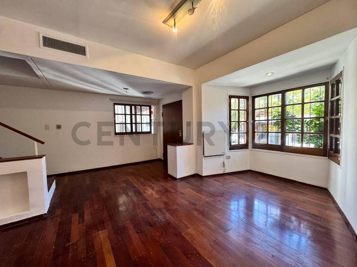 Foto de Venta Casa 5 ambientes c/Playroom, Parrilla , entrada para auto, imagen 3
