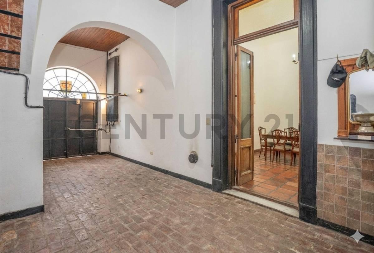 Foto de VENTA PH 5 Ambientes con cochera Apto Crédito Caballito Sur, imagen 3