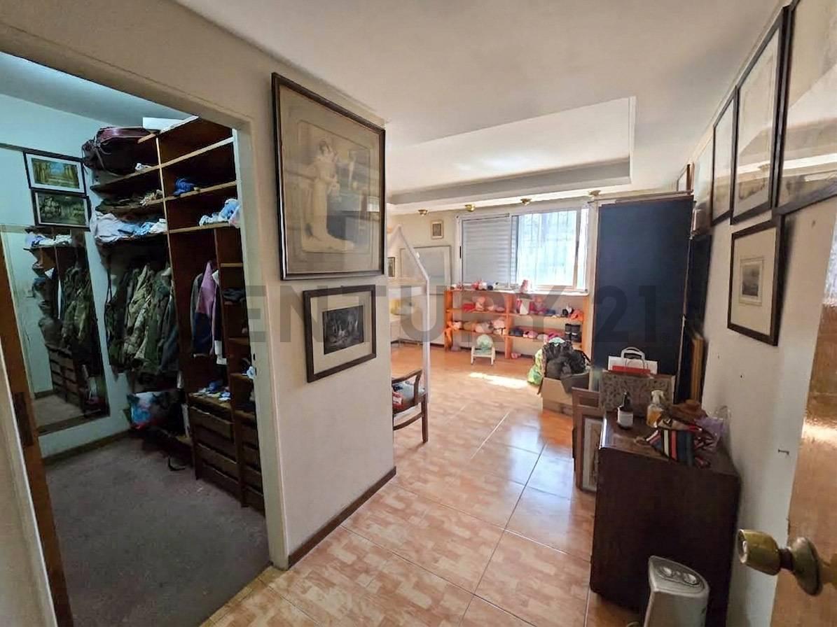 Foto de Venta Casa Caballito Norte cochera DOBLE, Parilla y Patio con jardín, imagen 2