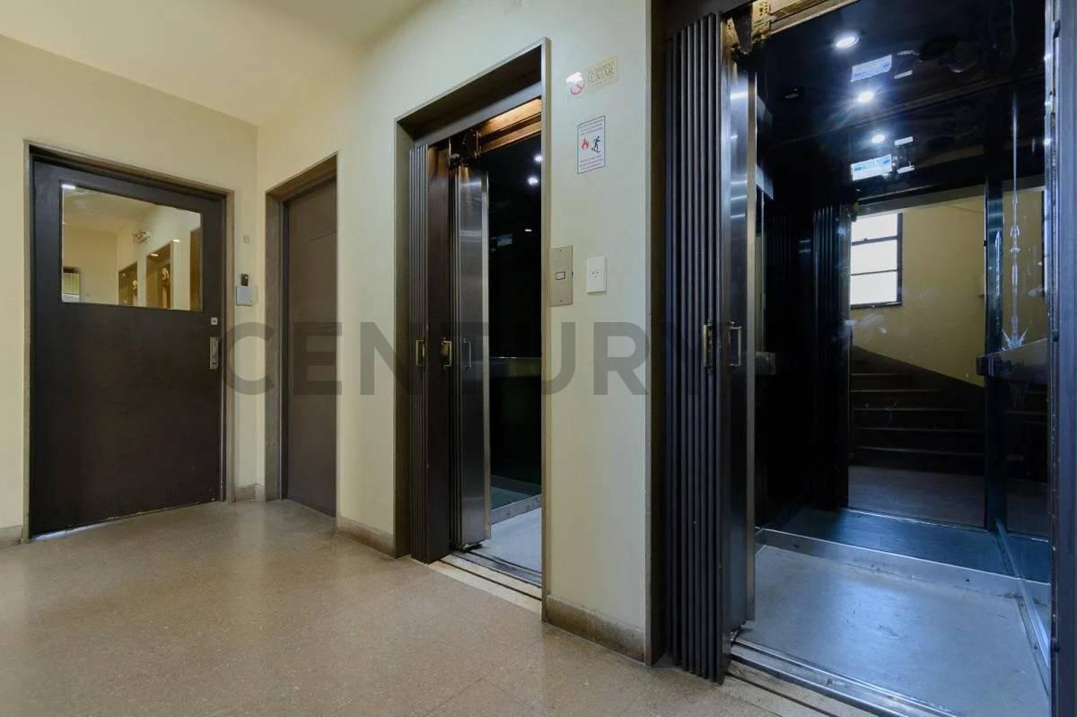 Foto de OPORTUNIDAD! OFICINA EN VENTA DE 141 MTS, imagen 3