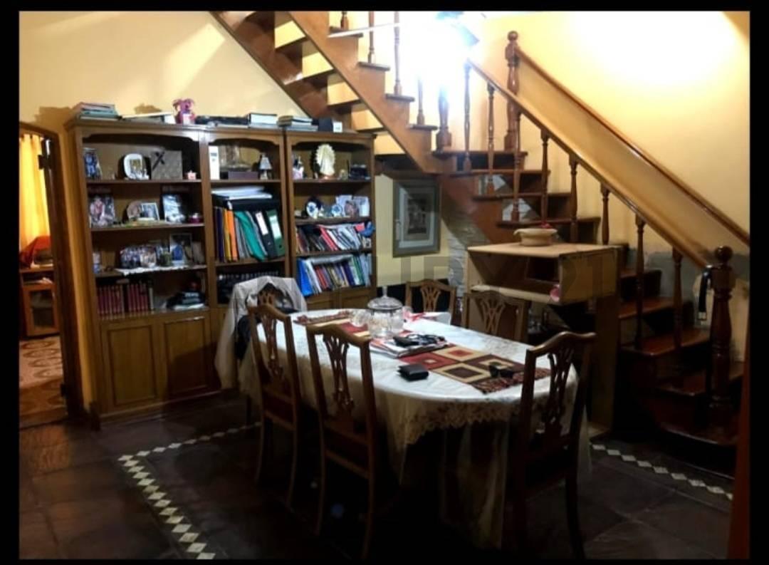 Foto de Excelente Casa de 5 ambientes en Saenz Peña, imagen 2