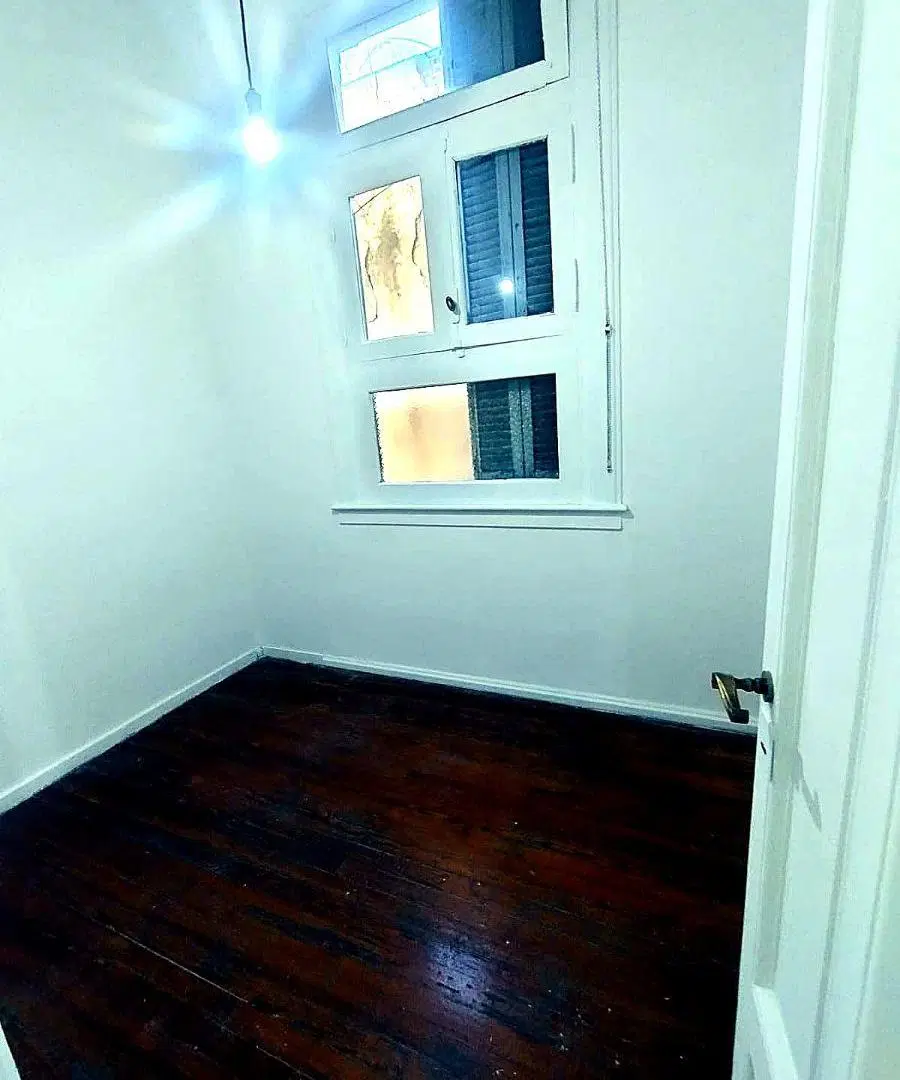 4 ambientes con bajas expensas. Oportunidad en Balvanera ! 2