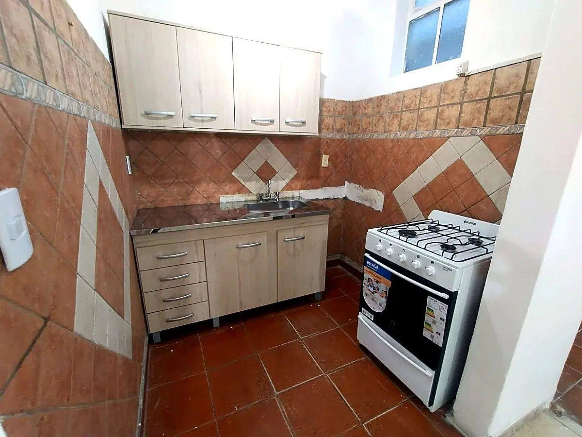4 ambientes con bajas expensas. Oportunidad en Balvanera ! 4