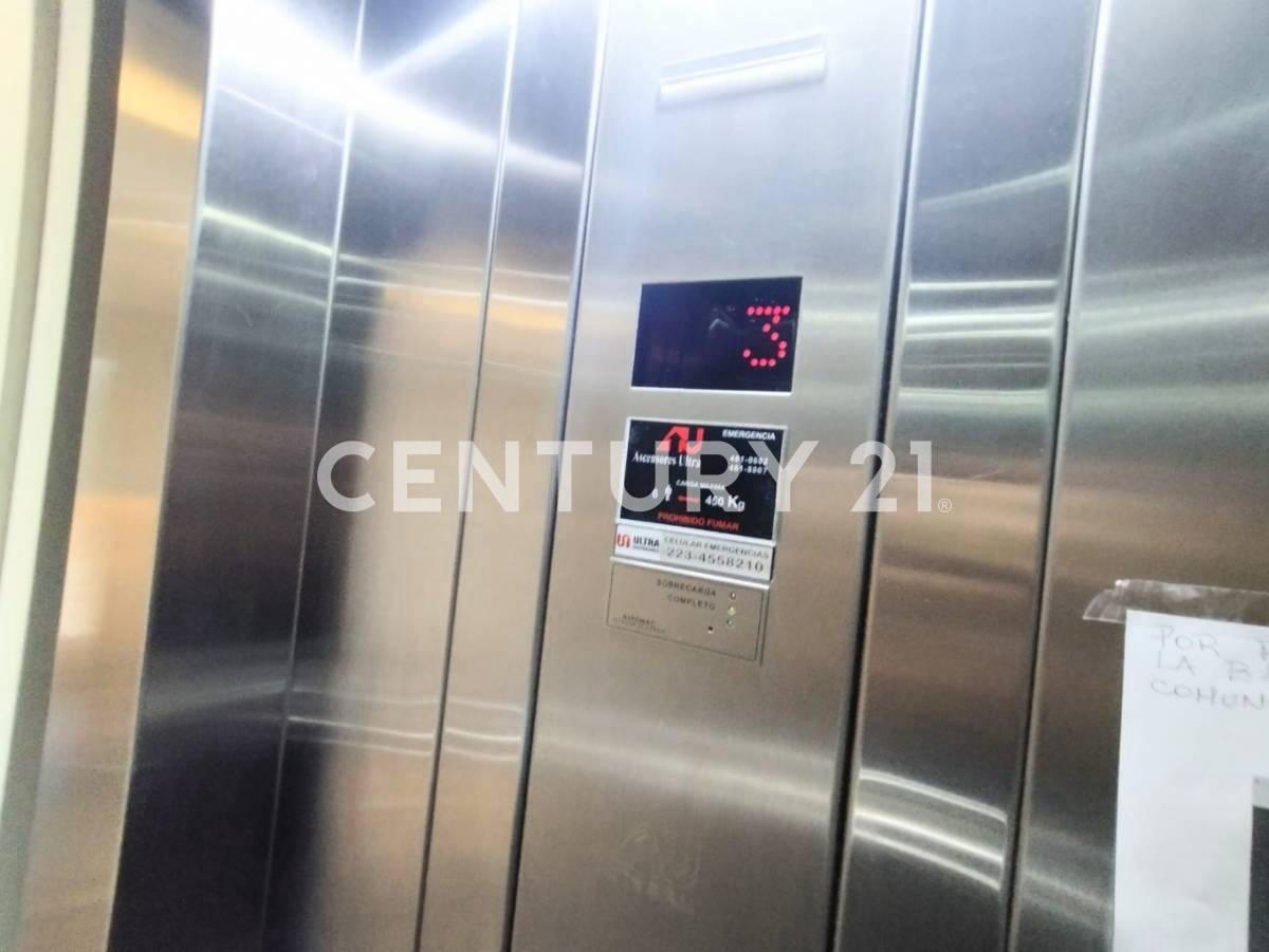 (Propiedad Suspendida) Venta Semipiso 3 Ambientes con Cochera y Amenities La Perla 2