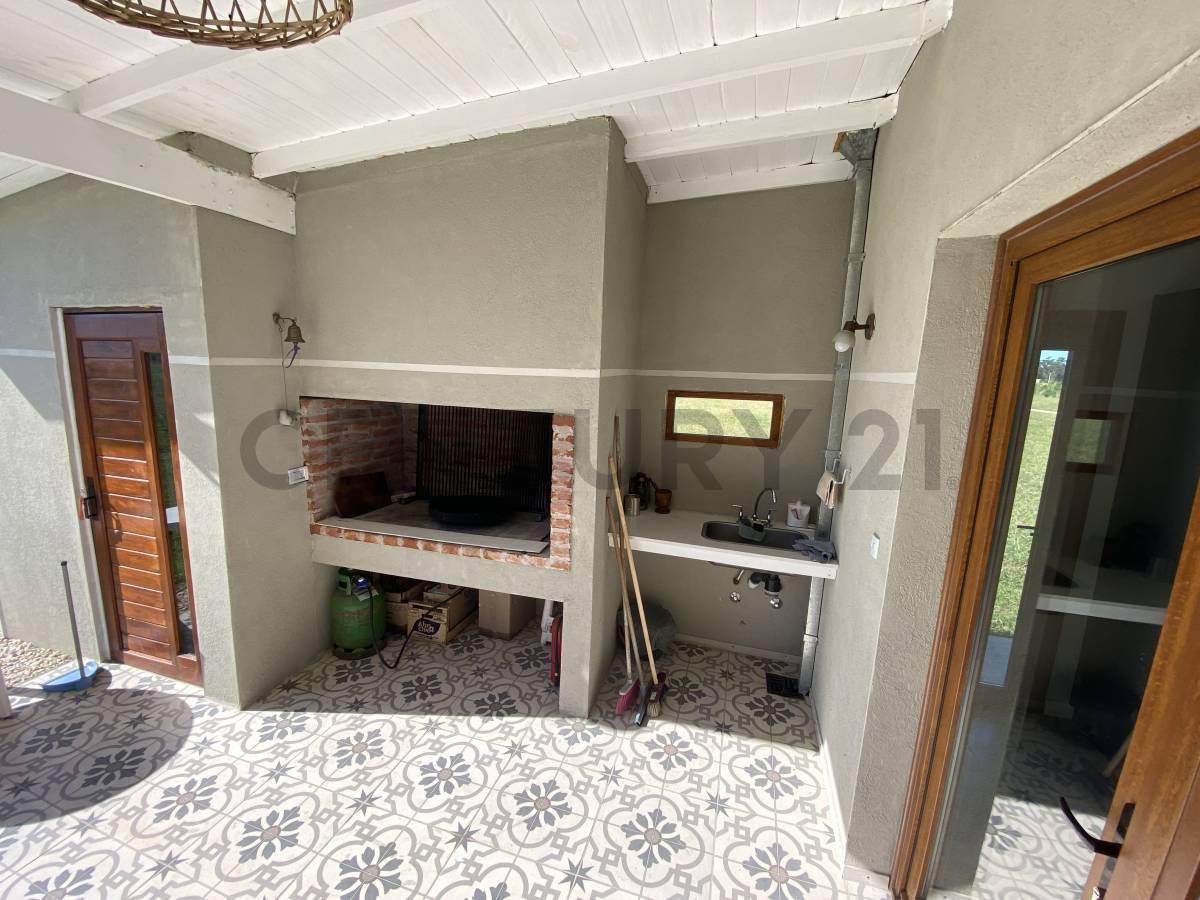 Venta de Chalet 4 Ambientes en El Barrio Privado La Cercania 3