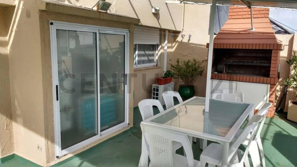 Foto de Venta de Departamento 4 AMBIENTES en Gùemes, Mar del Plata, imagen 2