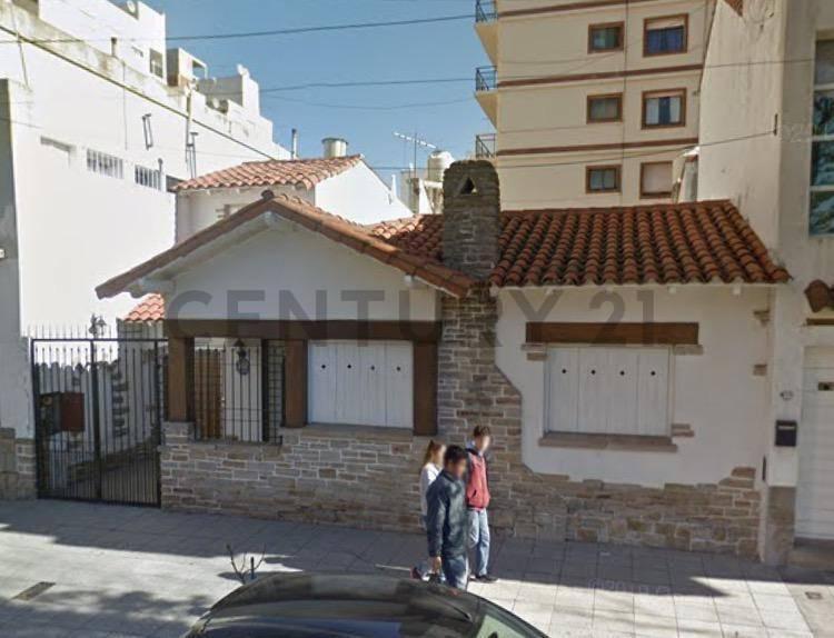 VENTA CHALET 6 AMBS ZONA LA PERLA, MAR DEL PLATA