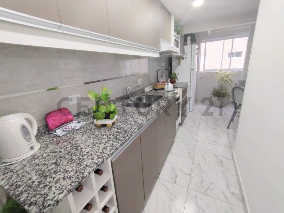DEPARTAMENTO DE 3 AMBIENTES RECICLADO ZONA CENTRO ID 59954