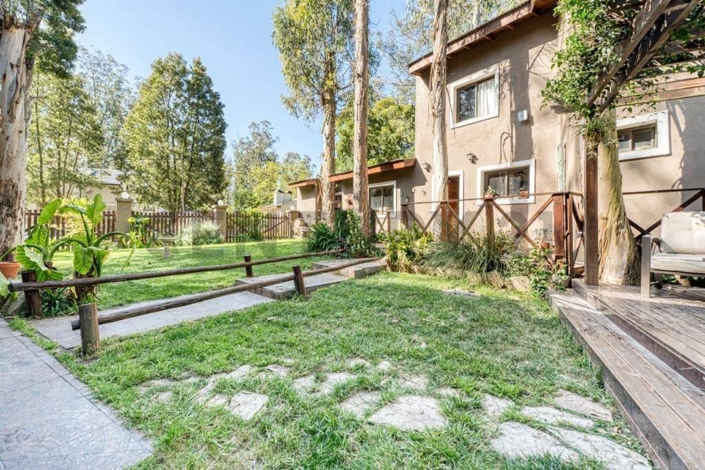 Hermosa casa de 5 ambientes en Bosque Peralta Ramos ID 70958