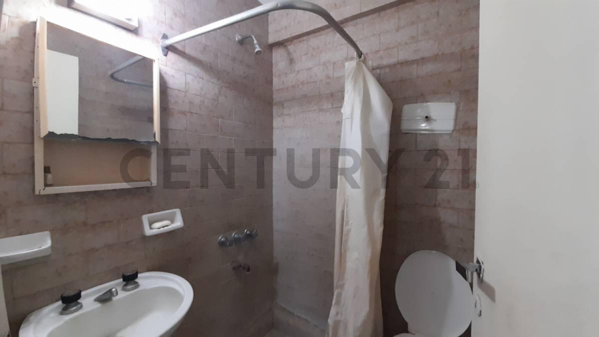 Vendo Departamento de 1 Ambiente Zona Centro. 5