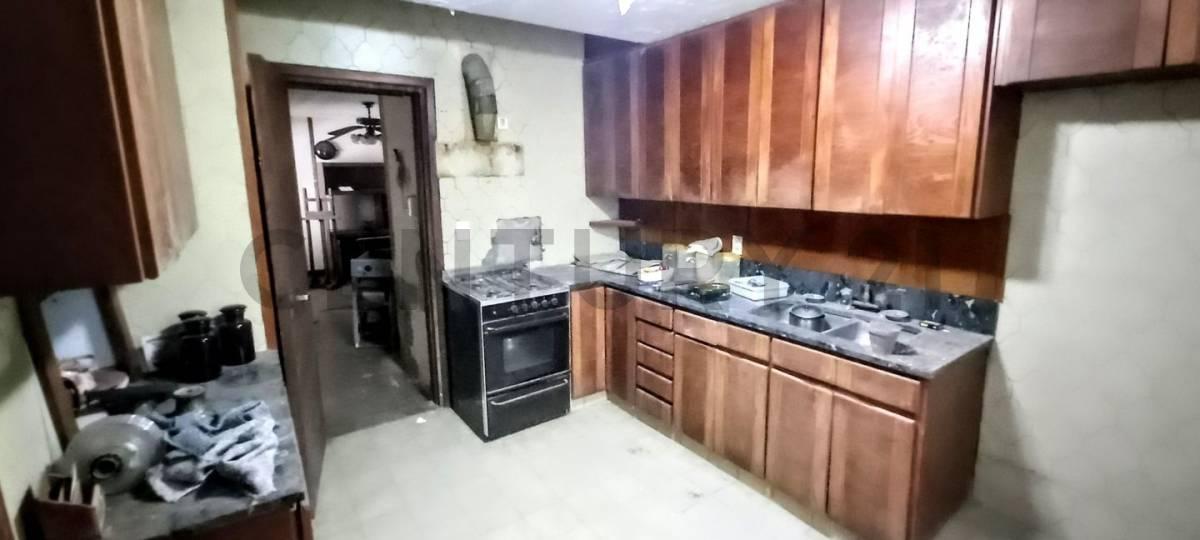 Venta de Casa 8 Ambientes, Mar del Plata. F 81605 5