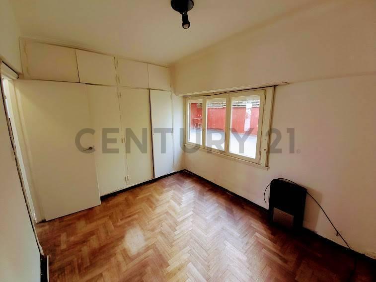 Foto de DEPARTAMENTO 4 AMBIENTES C/BALCÓN y PATIO, CENTRO, MAR DEL PLATA, imagen 4