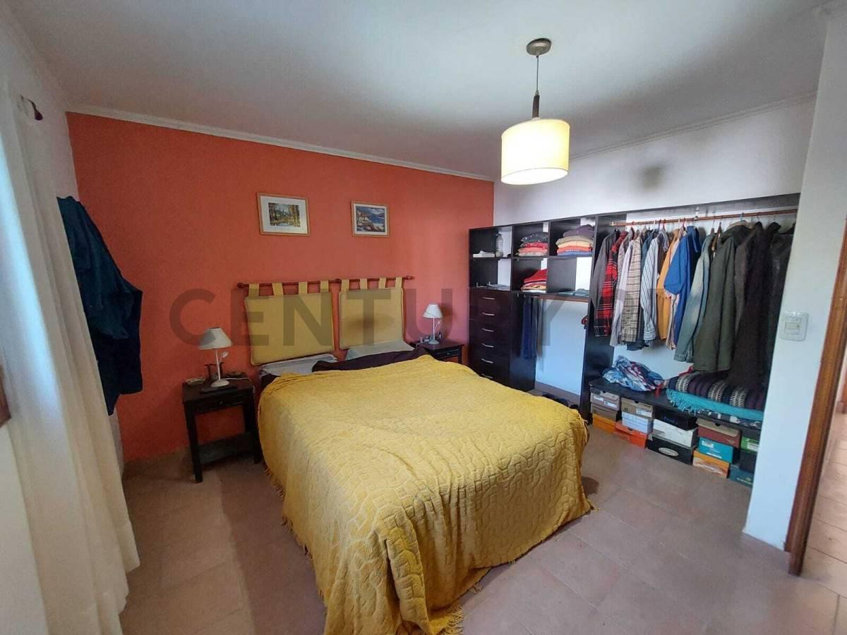 Venta PH Al Frente 4 Ambientes C/ Parque y Trotadora. Zona Estrada 5