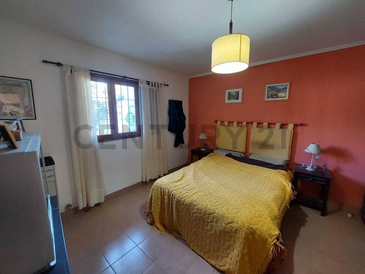 Venta PH Al Frente 4 Ambientes C/ Parque y Trotadora. Zona Estrada 4
