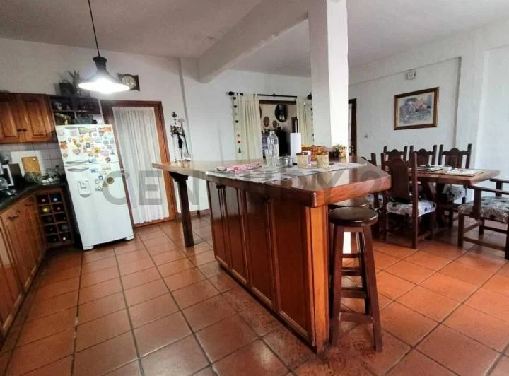Foto de VENTA CASA 4 AMBIENTES, DOS PLANTAS CON ESCRITORIO, VILLA PRIMERA MAR, imagen 5
