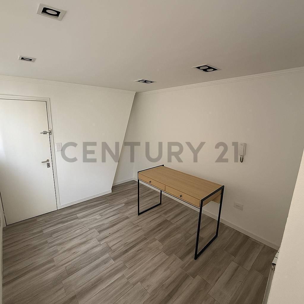 Foto de Oficina en Venta – La Perla | Planta Baja con Cochera, imagen 4