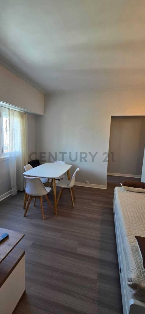 Foto de Vendo Departamento 2 ambientes Avenida Colon., imagen 3