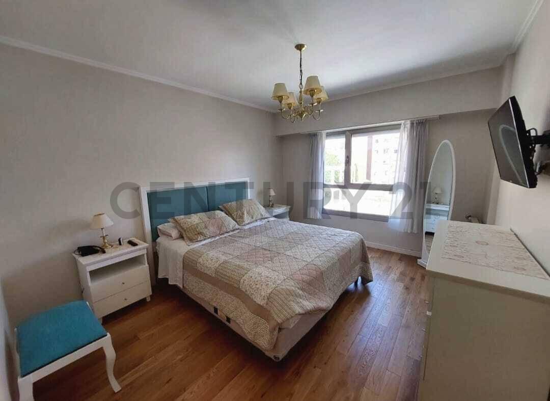 Foto de Venta semipiso 3 ambientes a la calle c/ cochera y baulera. Zona La, imagen 5