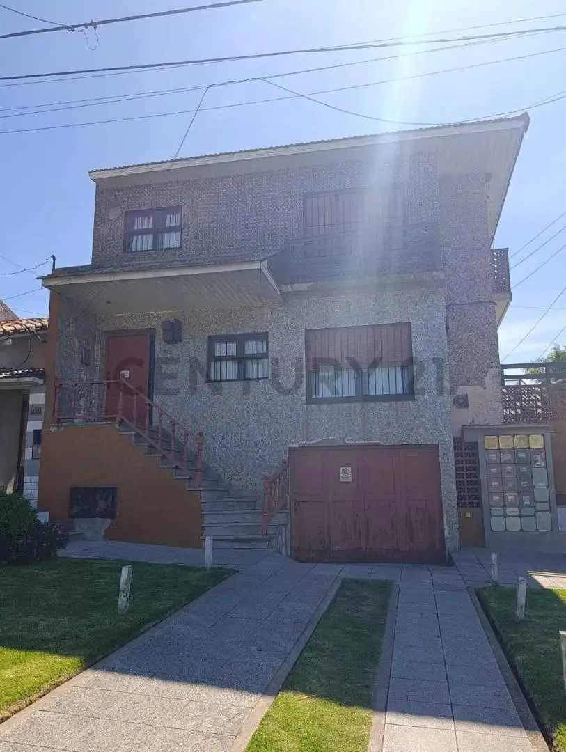 ALQUILER TEMPORARIO – 2 AMBIENTES CON COCHERA  Departamento 2 ambientes amoblado 2